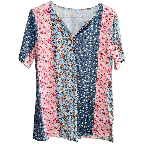 Tops - Spring Boho Floral V Neck - XL